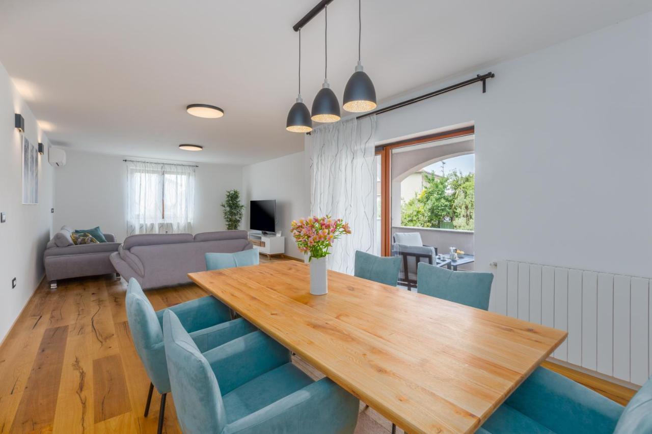 Es Residence רוביני מראה חיצוני תמונה