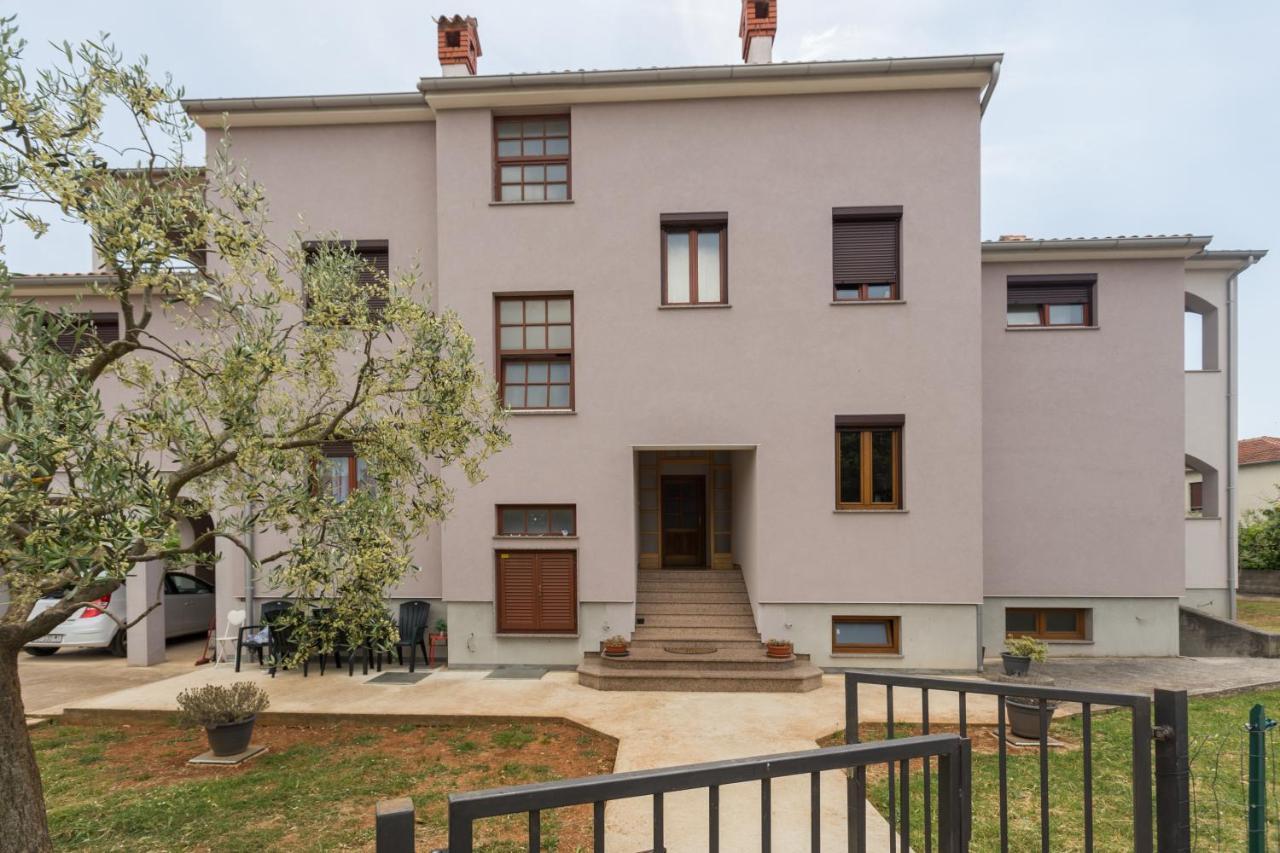 Es Residence רוביני מראה חיצוני תמונה